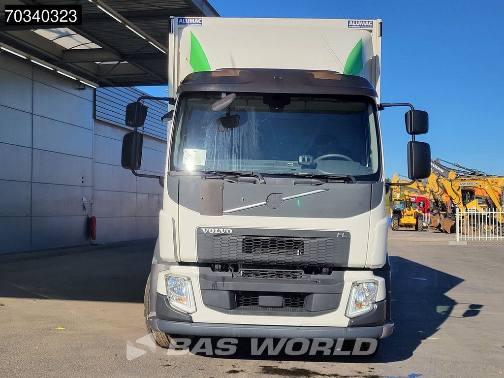 Volvo FL 250 4X2 18tonnner curtainsides 2000kg Ladebordwand Automatic Euro 6
