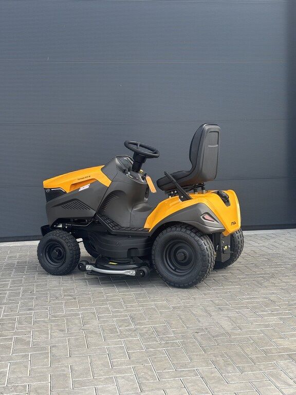 Stiga Tornado 9121 W