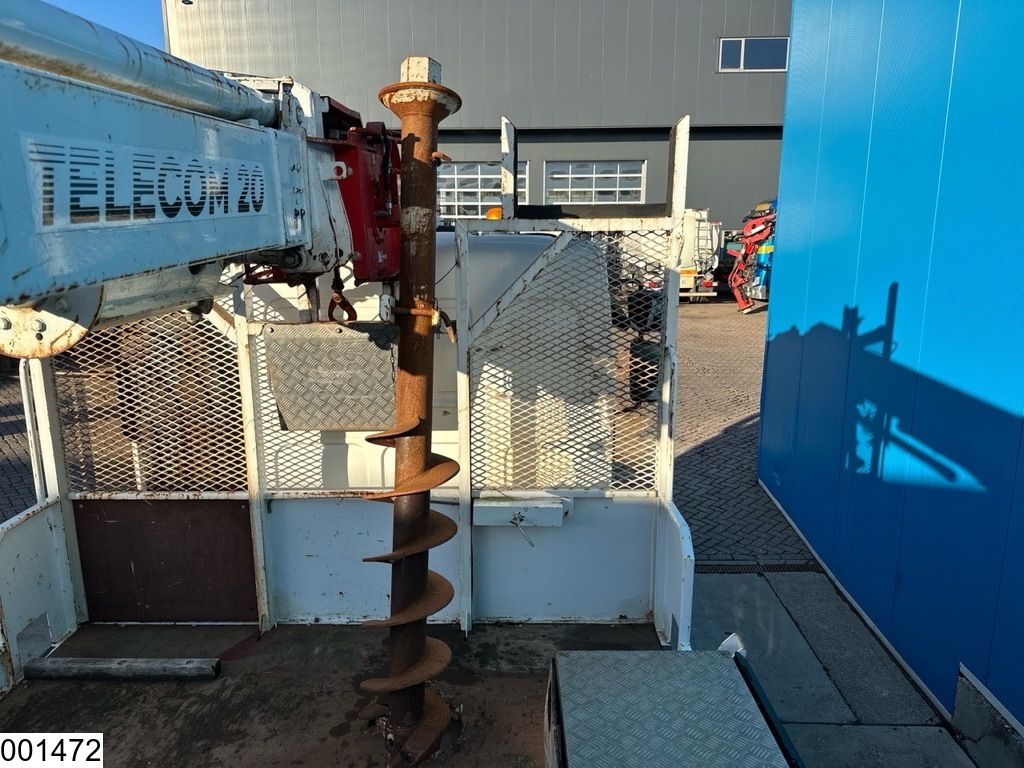 Renault D 16 280 Euro 6, 4x4 steel suspension, drilling rig/crane