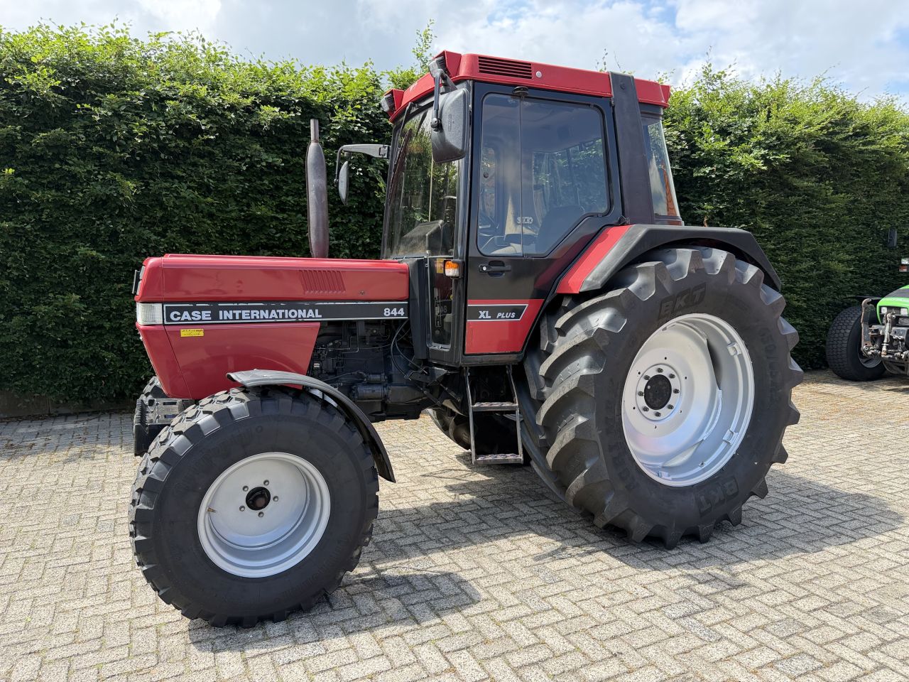 Case 844 plus met maar 5500 uur !