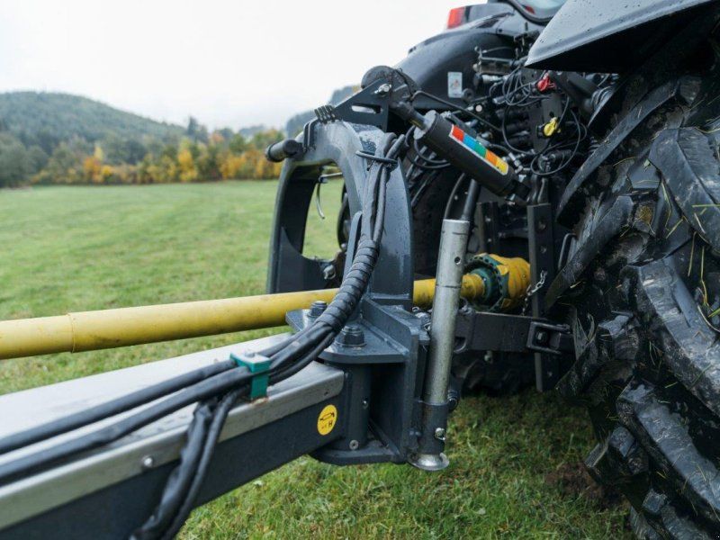 DRAGONE ROAD V200 Seiten /Böschungs für Traktor-