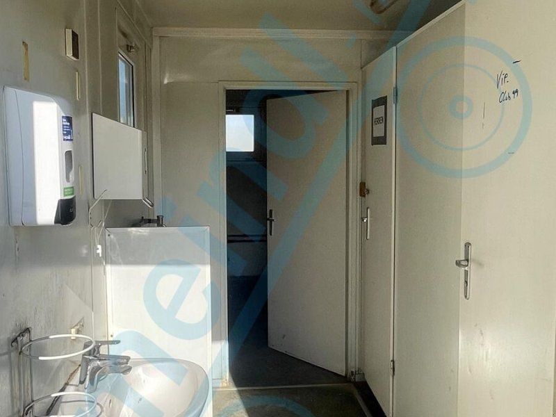 Sanitär Container