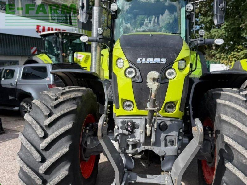 Claas AXION