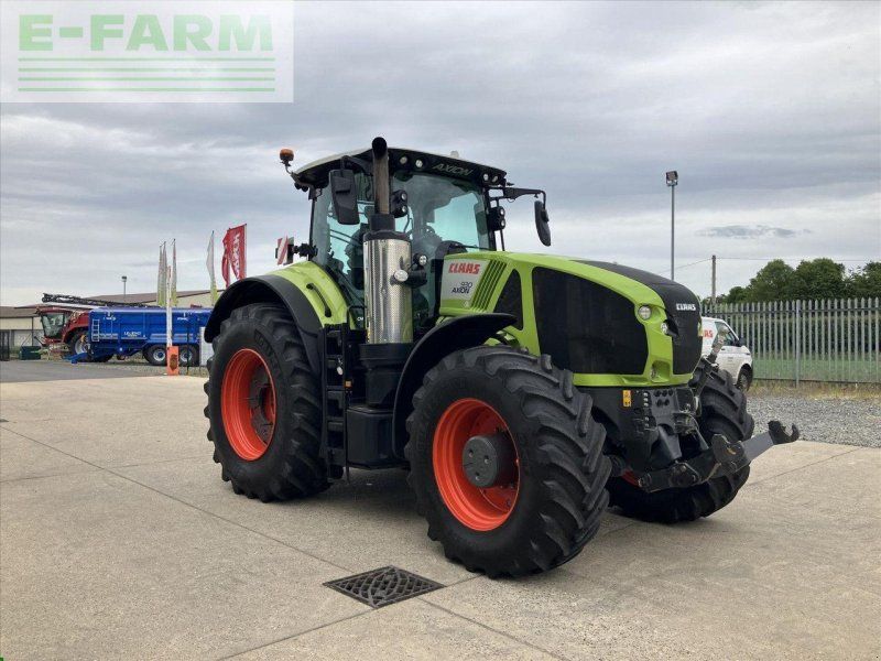 Claas AXION 930