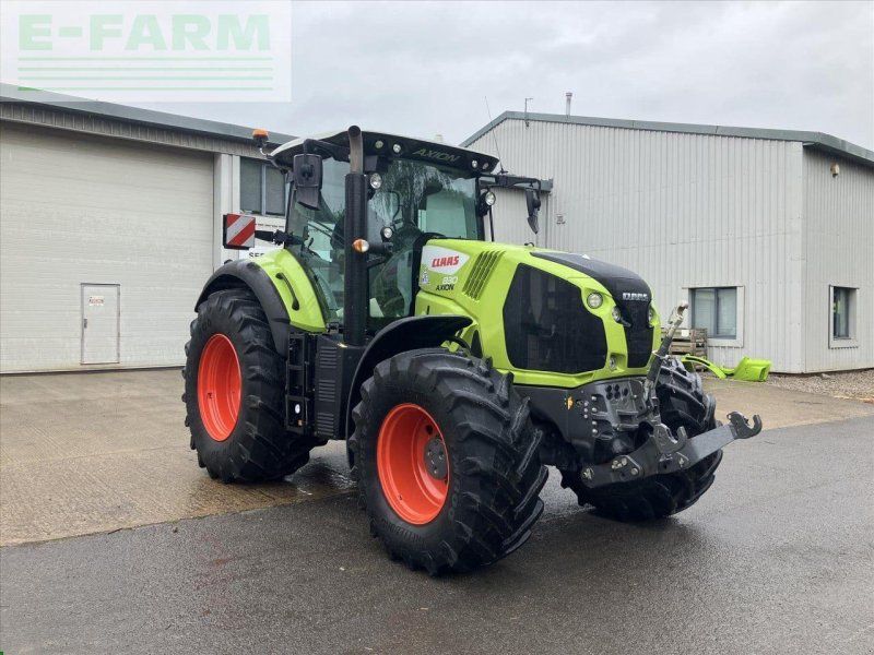 Claas AXION 830