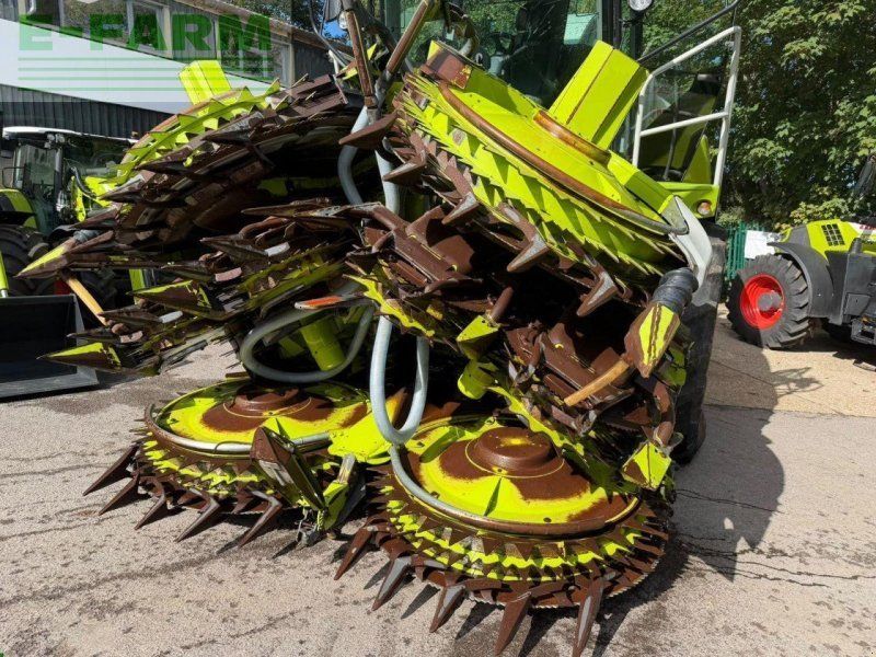 Claas ORBIS 900