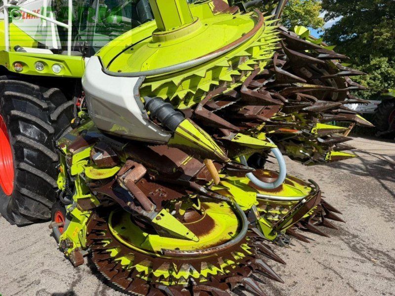 Claas ORBIS 900
