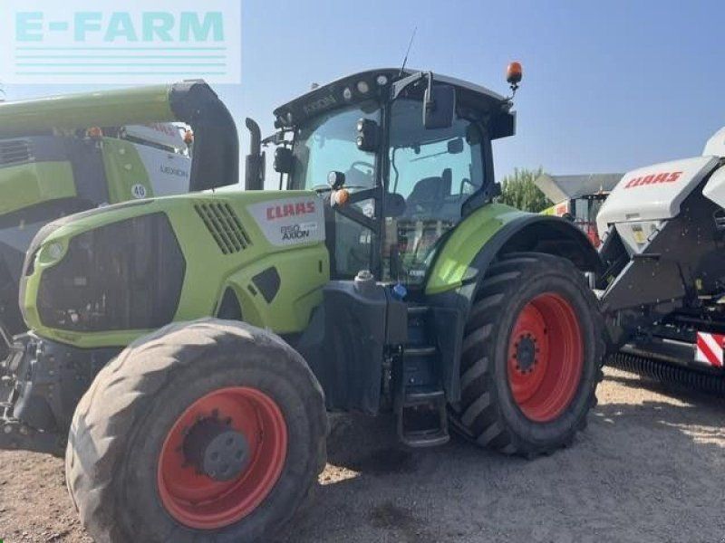 Claas AXION 850