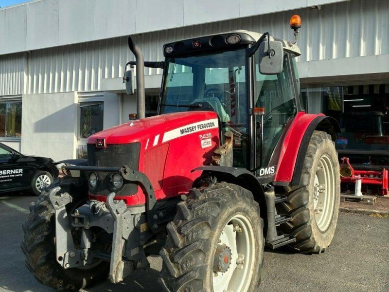 Massey Ferguson 5435