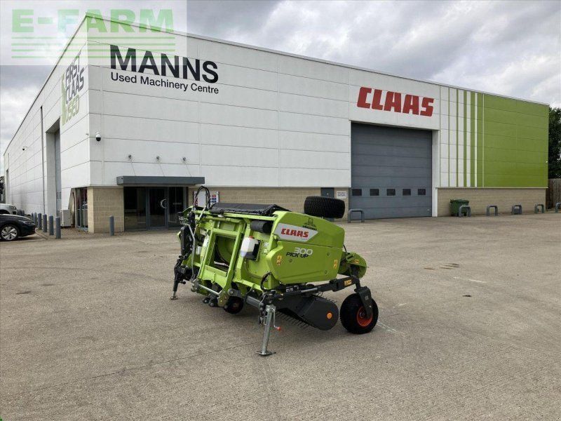 Claas PICK UP 300