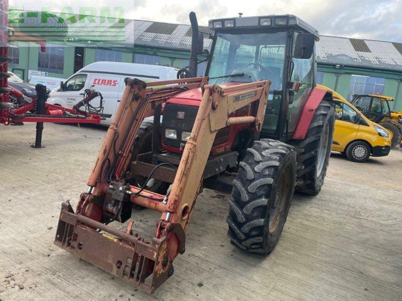 Massey Ferguson 6255