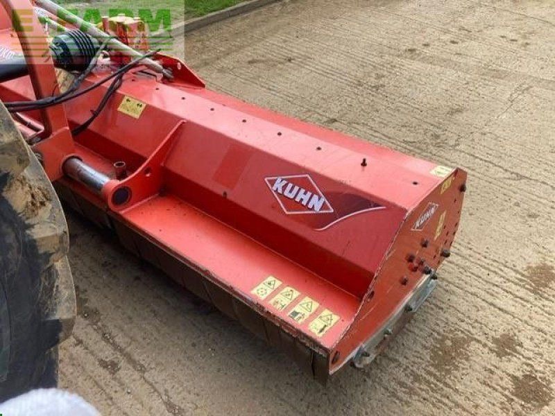 Kuhn VKM 305
