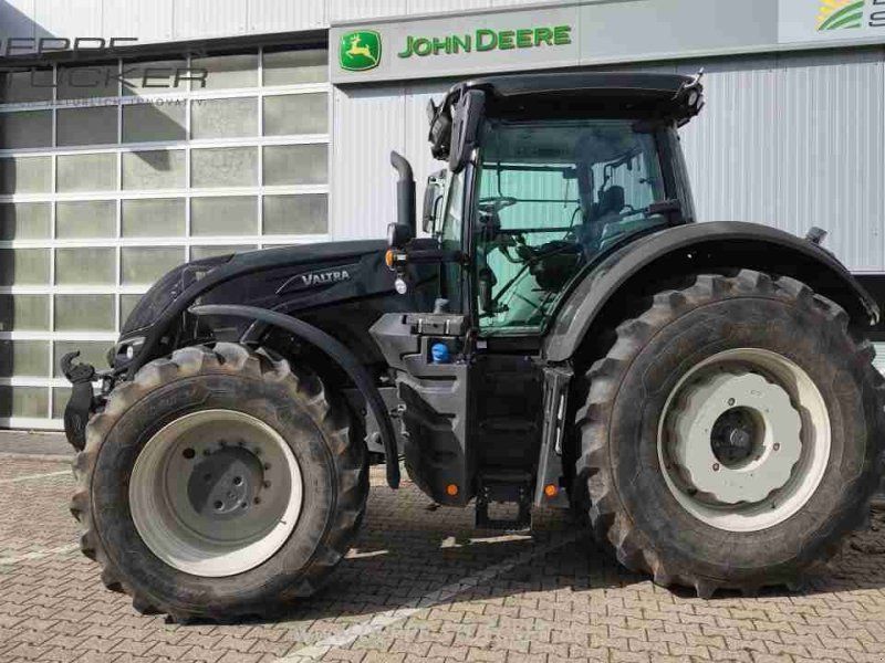 Valtra S374