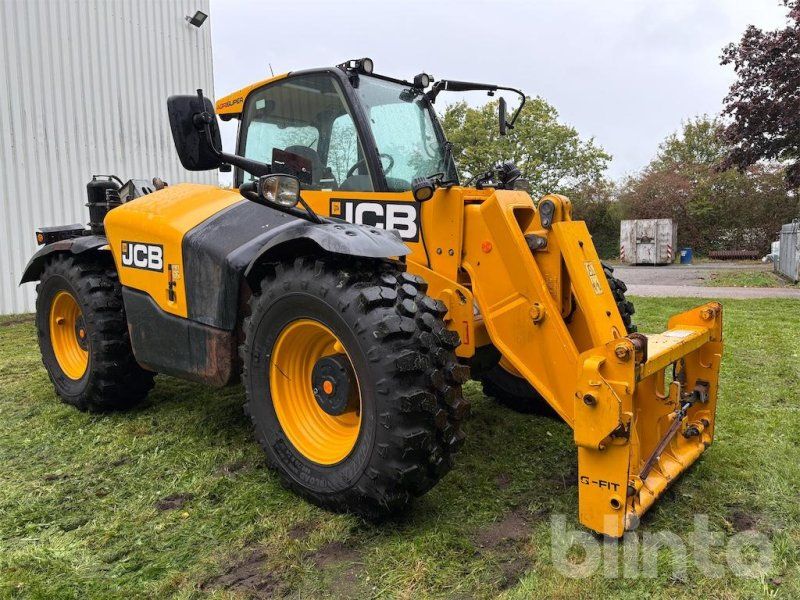JCB Agri Super 541-70