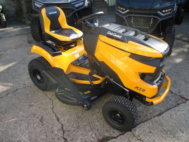 Cub Cadet XT2PS107 2 Zylinder Kawasakimotor mit Mulchkit
