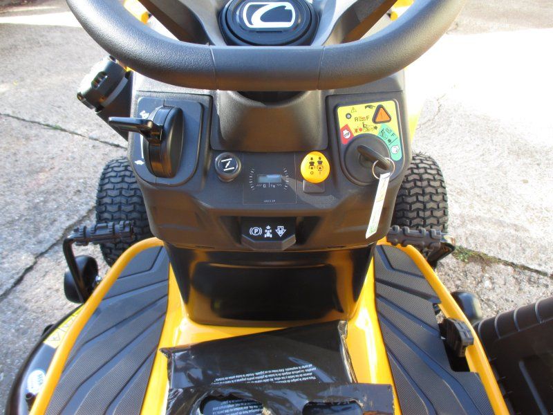 Cub Cadet XT2PS107 2 Zylinder Kawasakimotor mit Mulchkit