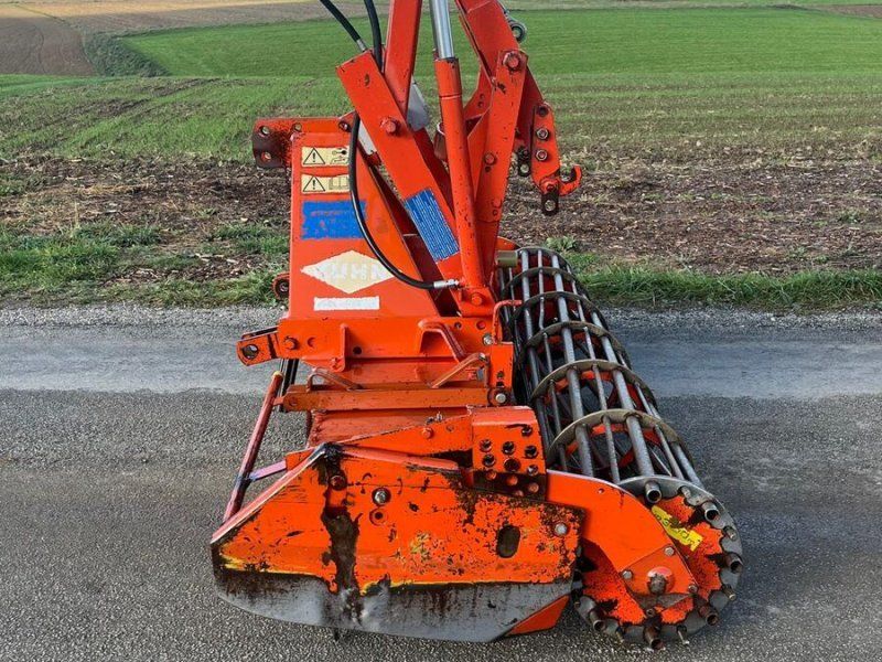 Kuhn HRB 302D
