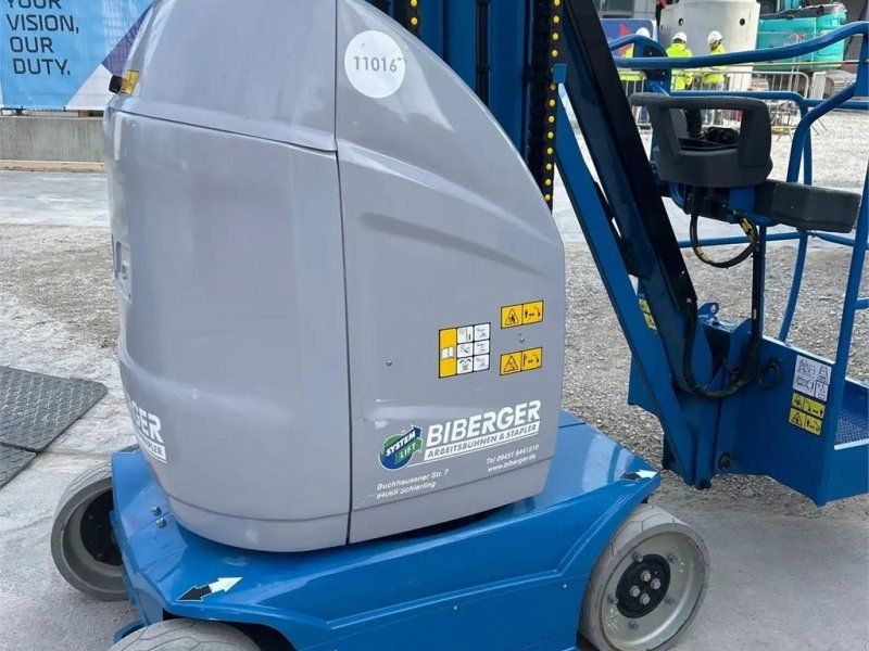 JLG Toucan 10E-L