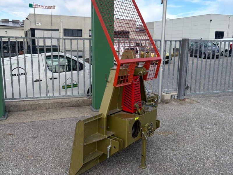 Holzknecht HS 155