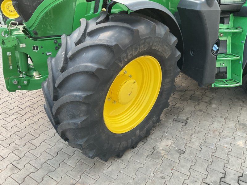 John Deere 6155M