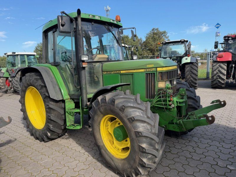 John Deere 6310