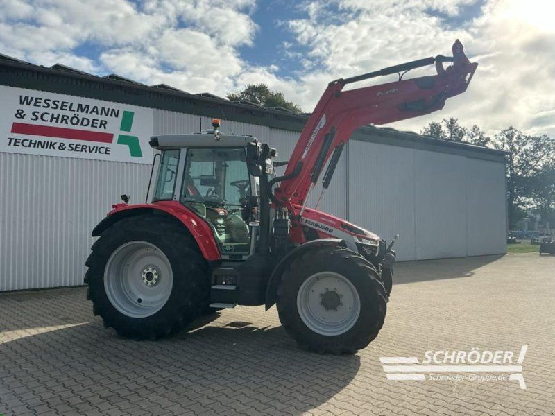 Massey Ferguson 5S.145 DYNA-6 EXCLUSIVE