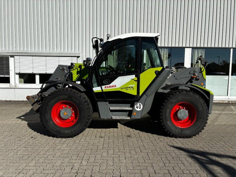 Claas SCORPION 756