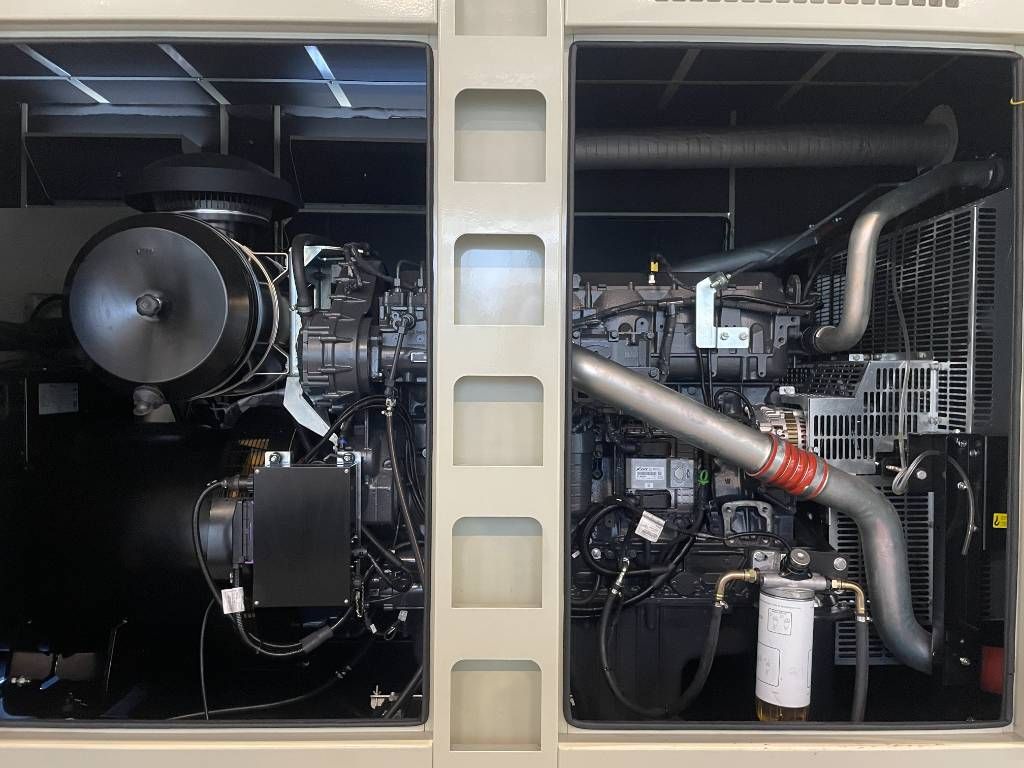 Iveco CR16TE1W - 660 kVA Generator - DPX-19798