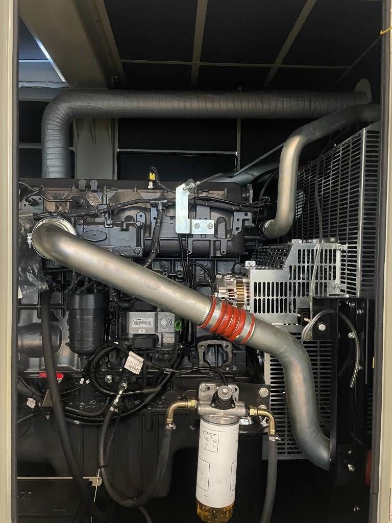 Iveco CR16TE1W - 660 kVA Generator - DPX-19798