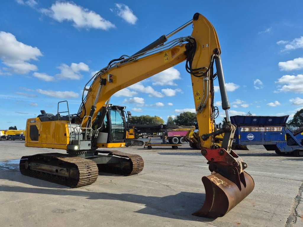 Liebherr 922LC