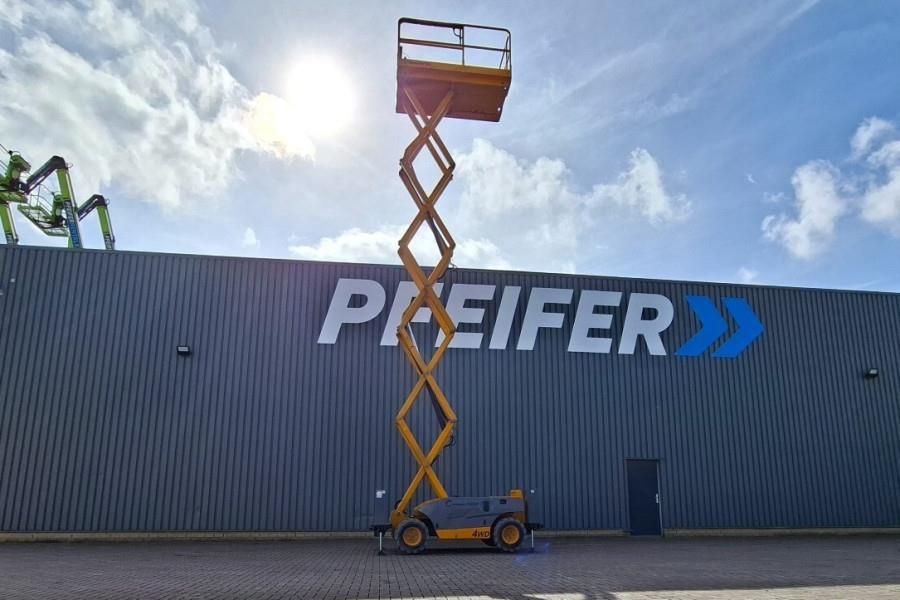 Haulotte Compact 12DX Diesel, 4x4 Drive, 12m Working Height