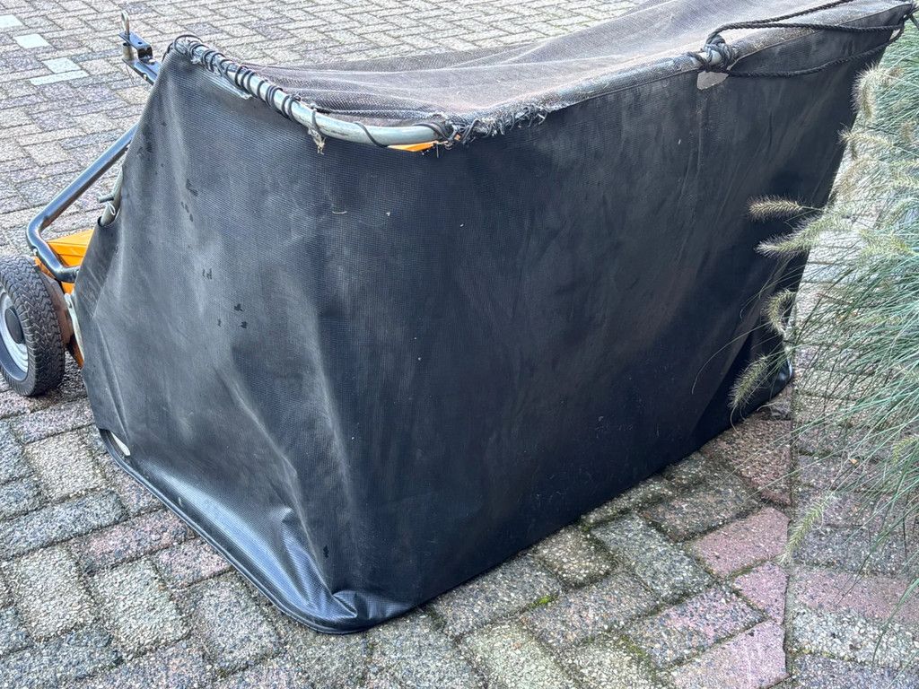 Stiga Bladveegmachine voor Zitmaaier veegmachine gebruikte