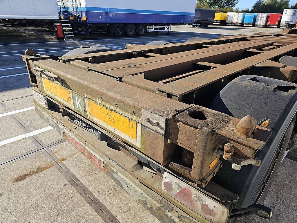 KOGEL SW24 MULTI 2X 20, 1X30, 1X40, HIGHCUBE, 20FT MITTIG