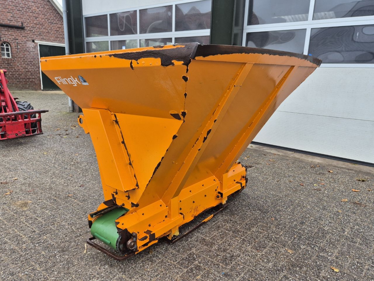 Flingk ZX 1500 instrooibak euro aansluiting boxenstrooier