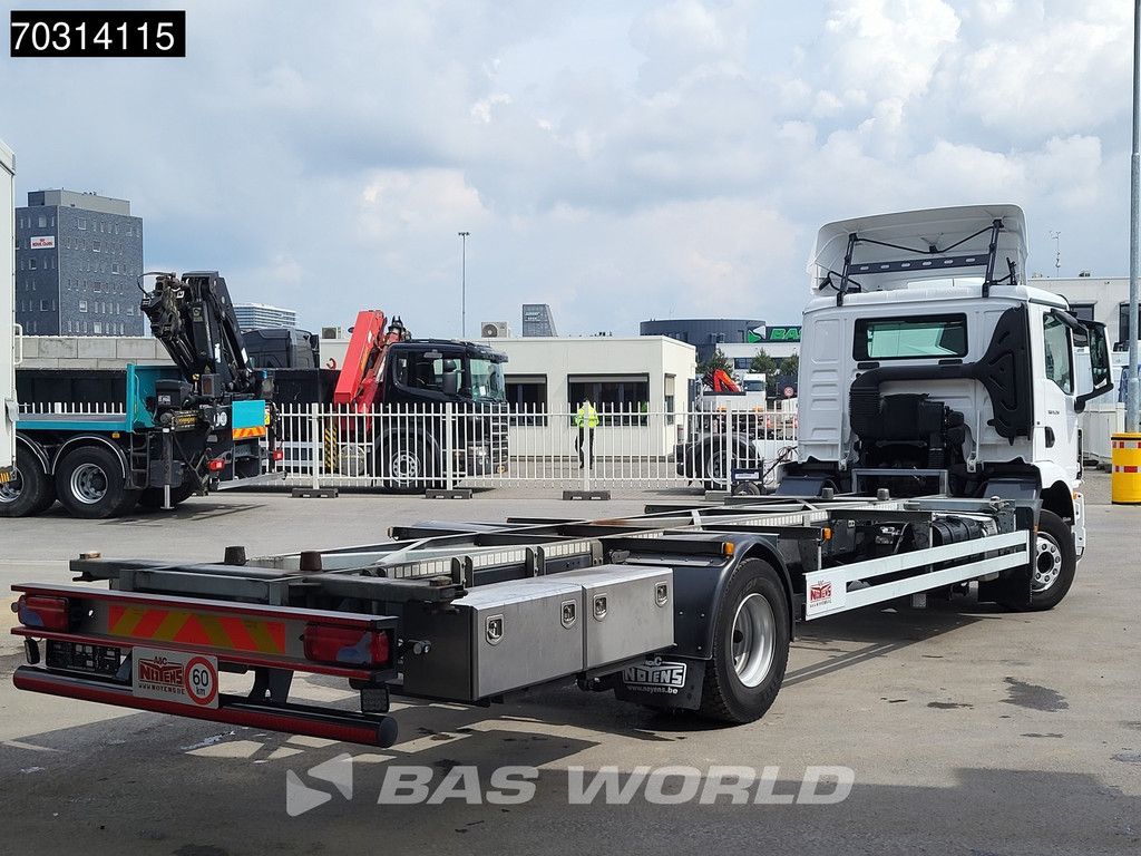 MAN TGM 15.250 4X2 42.000 kms! 15 tons BDF Automatic Full Air suspension Euro 6