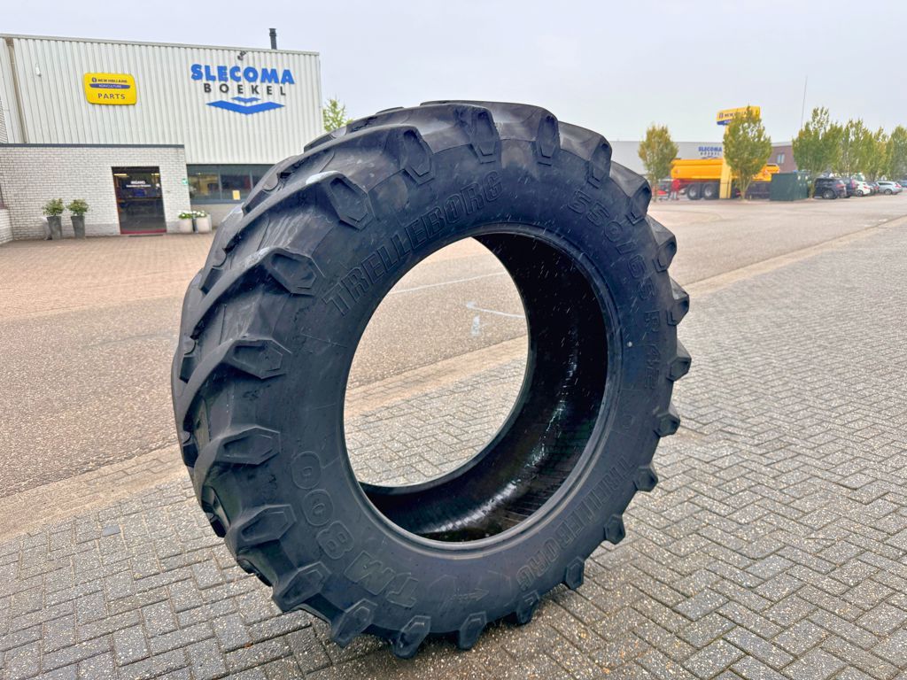 Trelleborg 650/65R42 TM800
