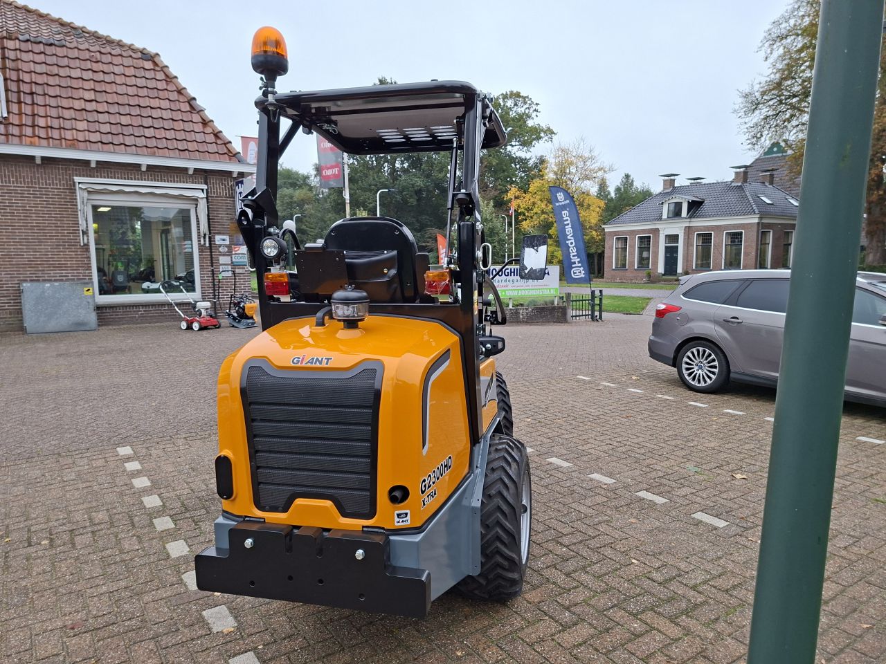 GiANT G2300 X-tra HD shovel / kniklader - ex-Demo - Aanbieding