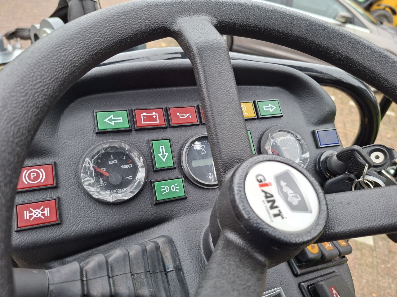 GiANT G2300 X-tra HD shovel / kniklader - ex-Demo - Aanbieding
