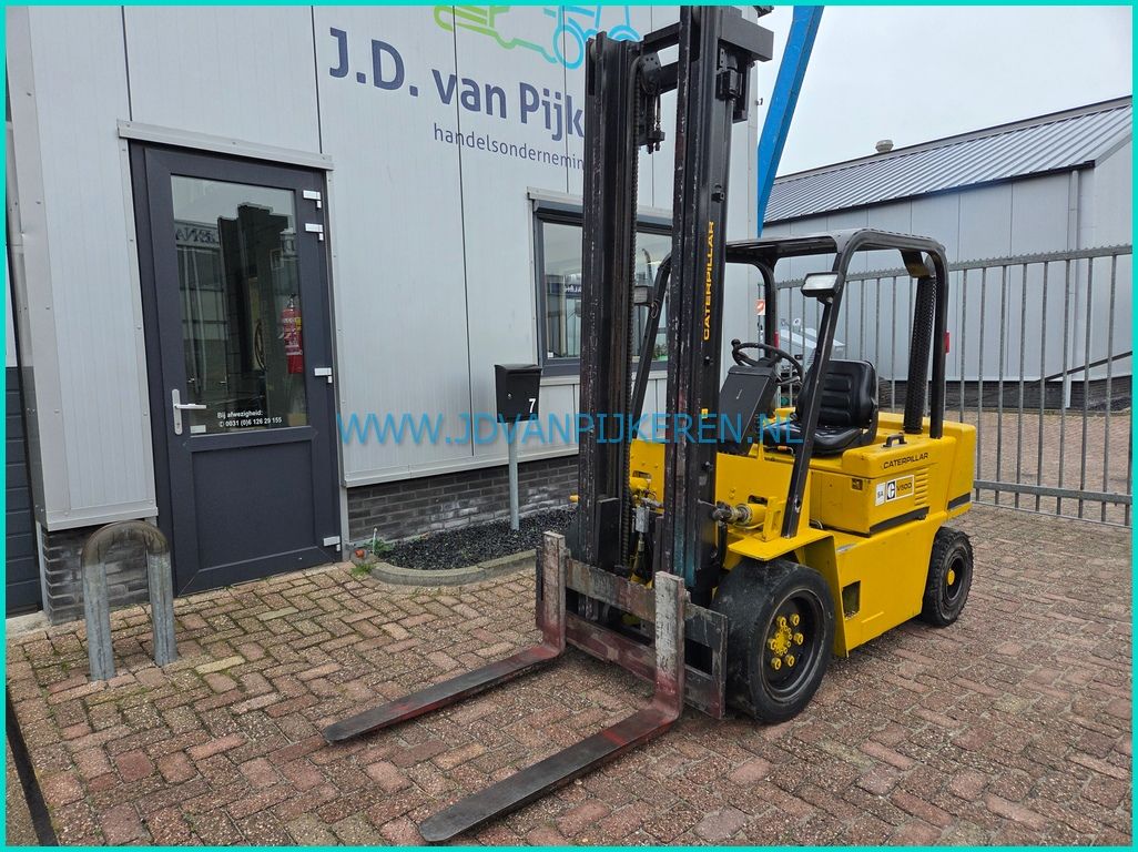 Caterpillar V50DSA 2.5t diesel + 3de hydrauliek ventiel