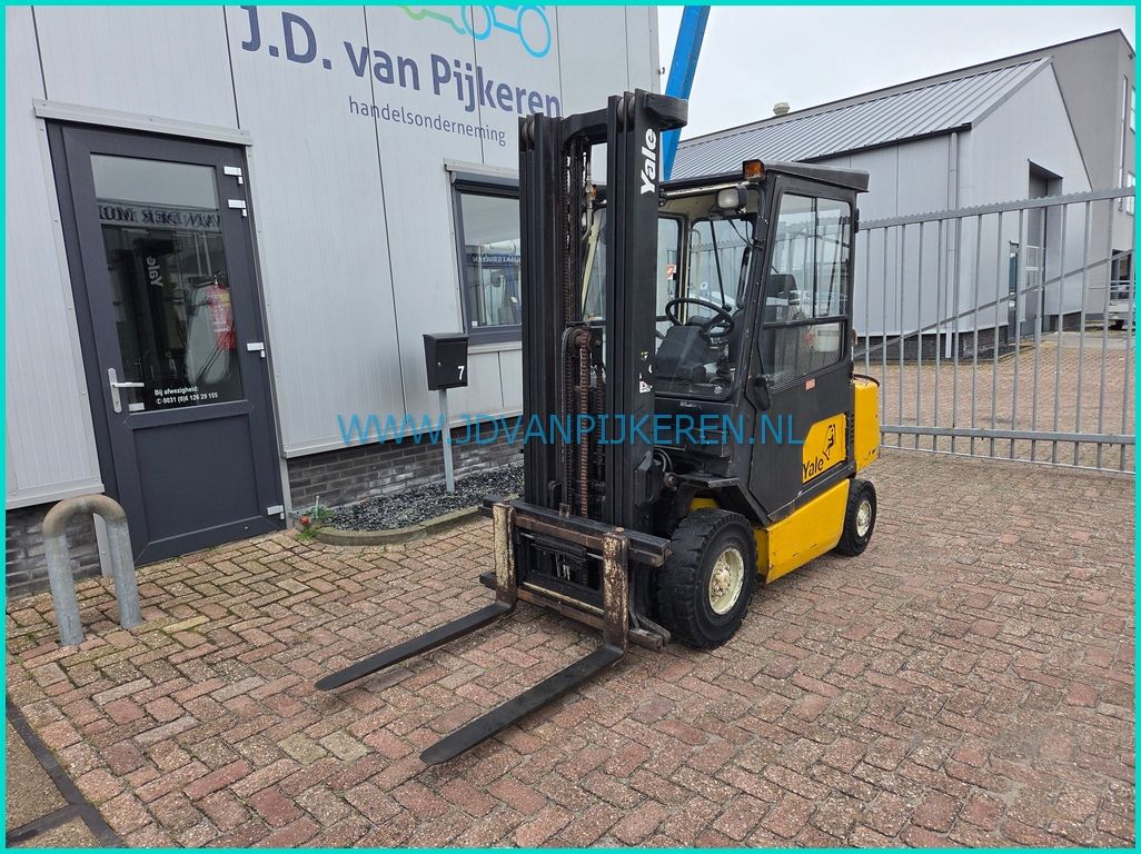 Yale GLP25TF 2.5t triplex5.25m+sideshift+cabine