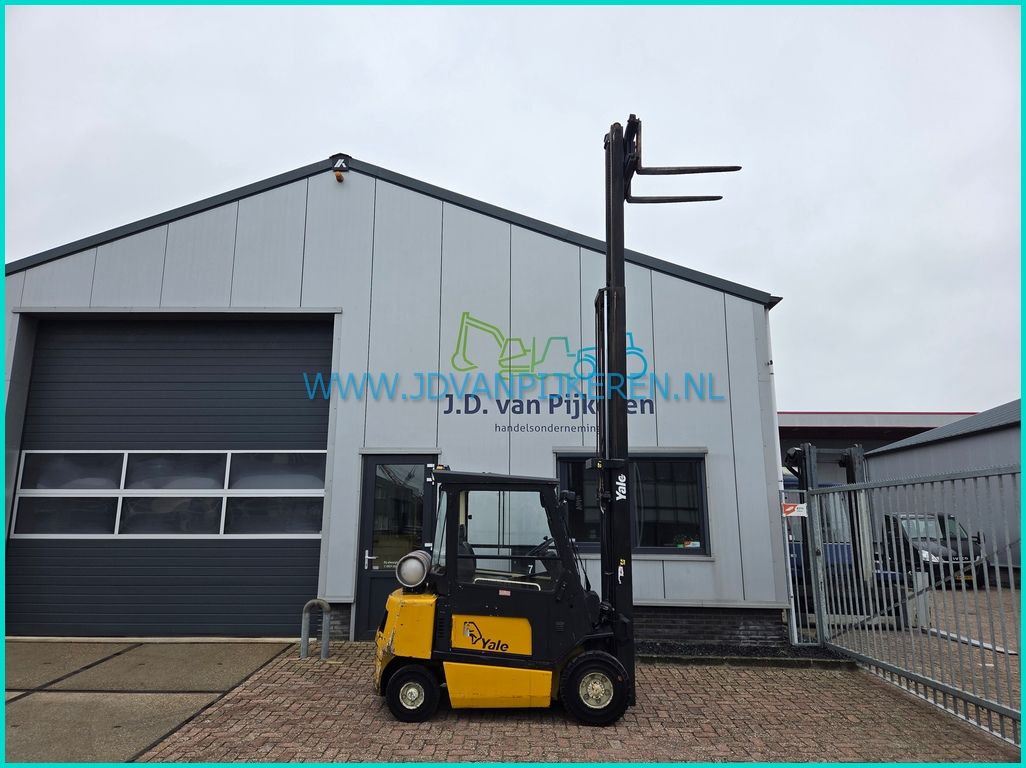 Yale GLP25TF 2.5t triplex5.25m+sideshift+cabine