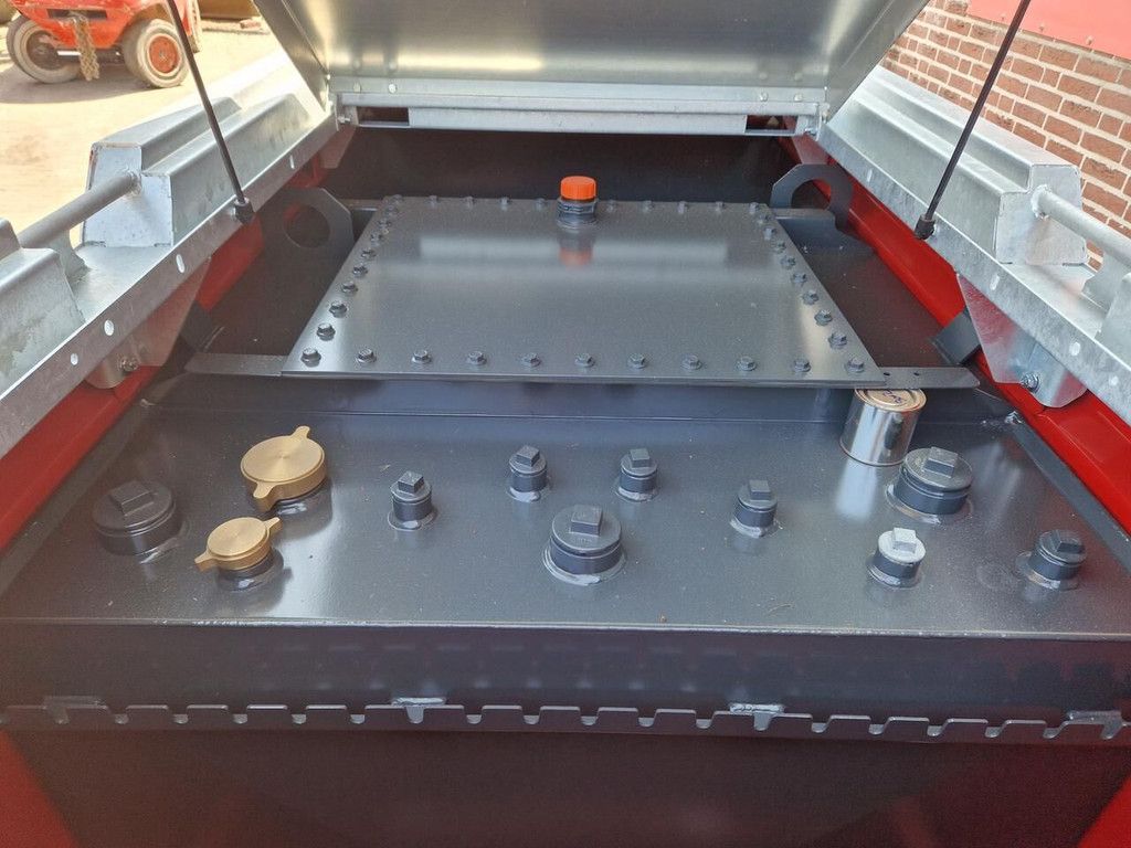 Diesel tank/ IBC 2200 liter