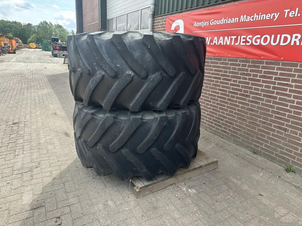 Banden 30.5 X LR32 - Nieuw