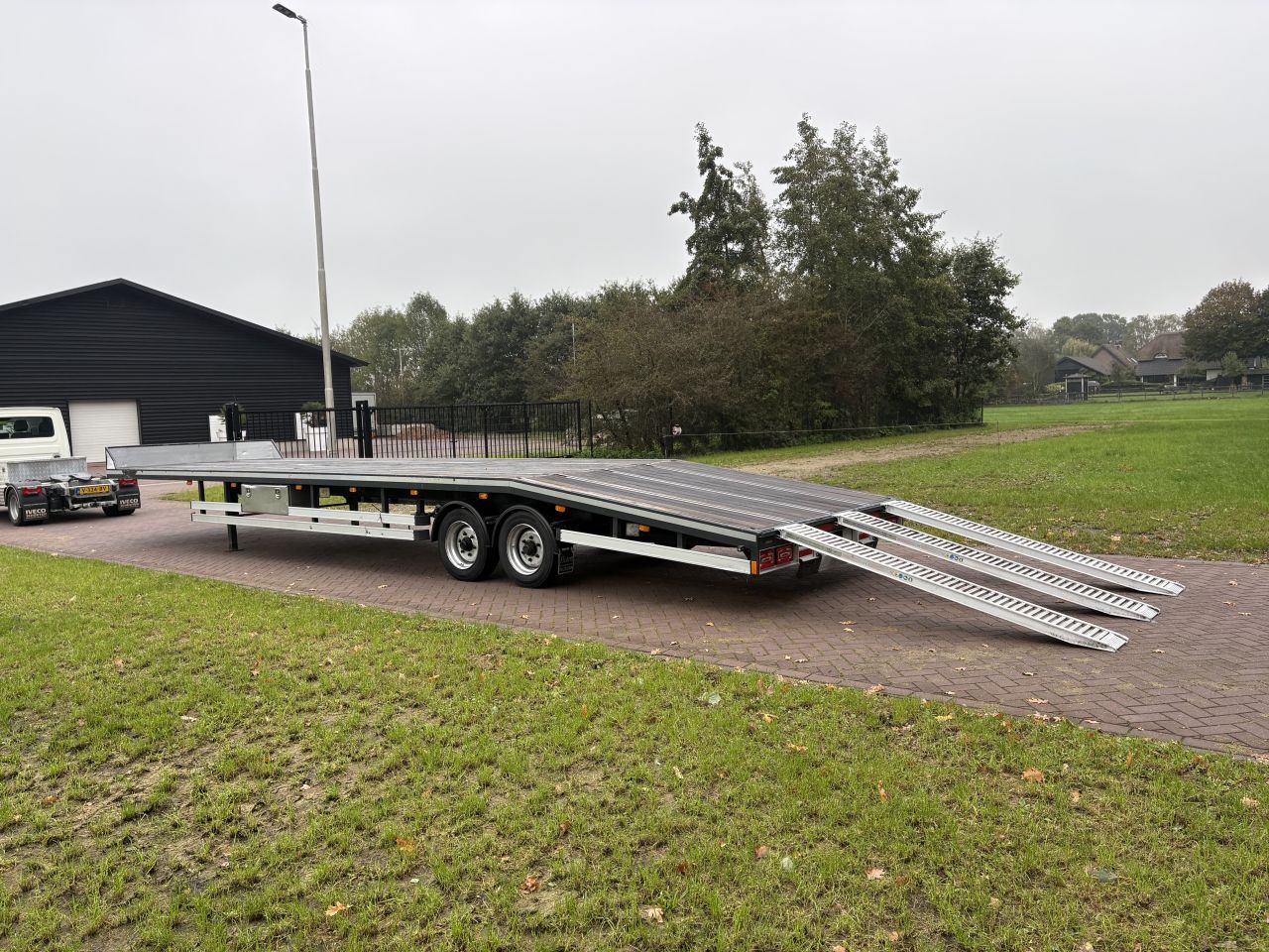 Be oplegger kuiper vlak ambulance auto transporter 11.17 CM