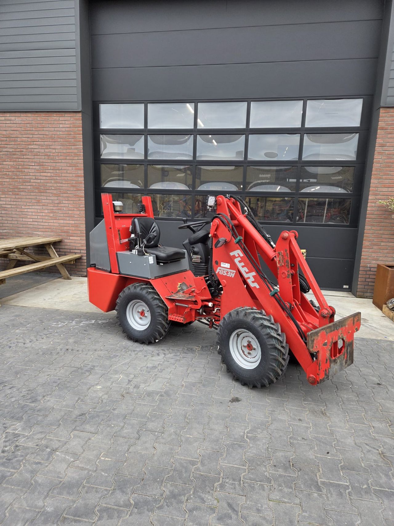 Fuchs f853 kalverenhouderij uitvoering