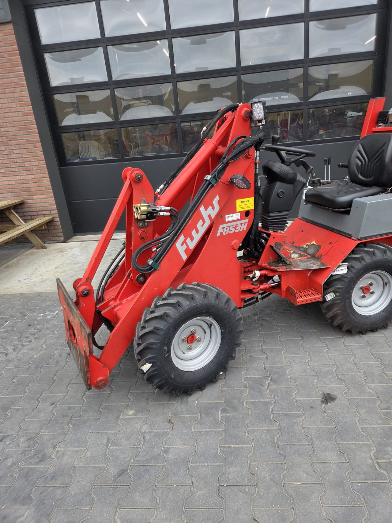 Fuchs f853 kalverenhouderij uitvoering
