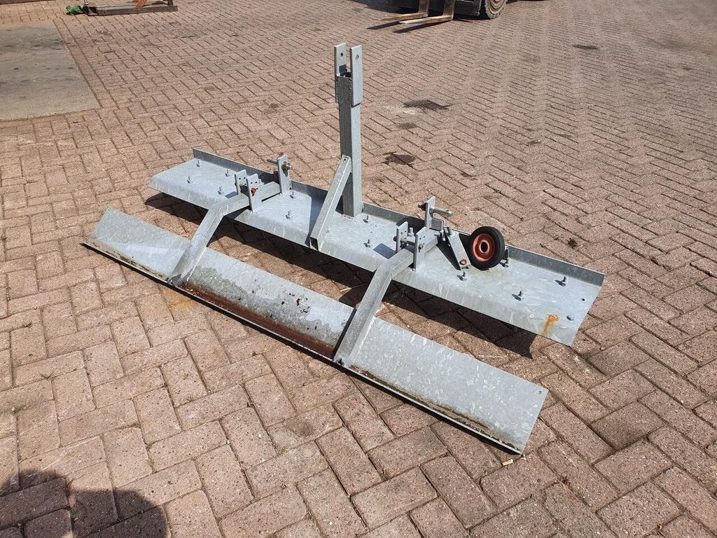 Manegevlakker 2000mm spike tooth harrow