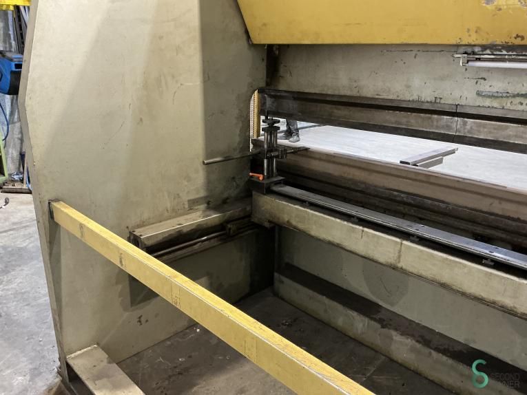 Press brakes Darley EHP 200, 31/25 1989