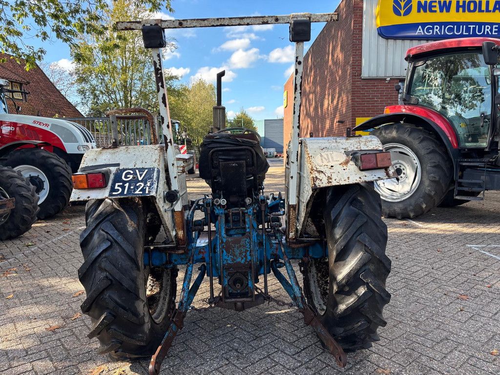 Ford 3000