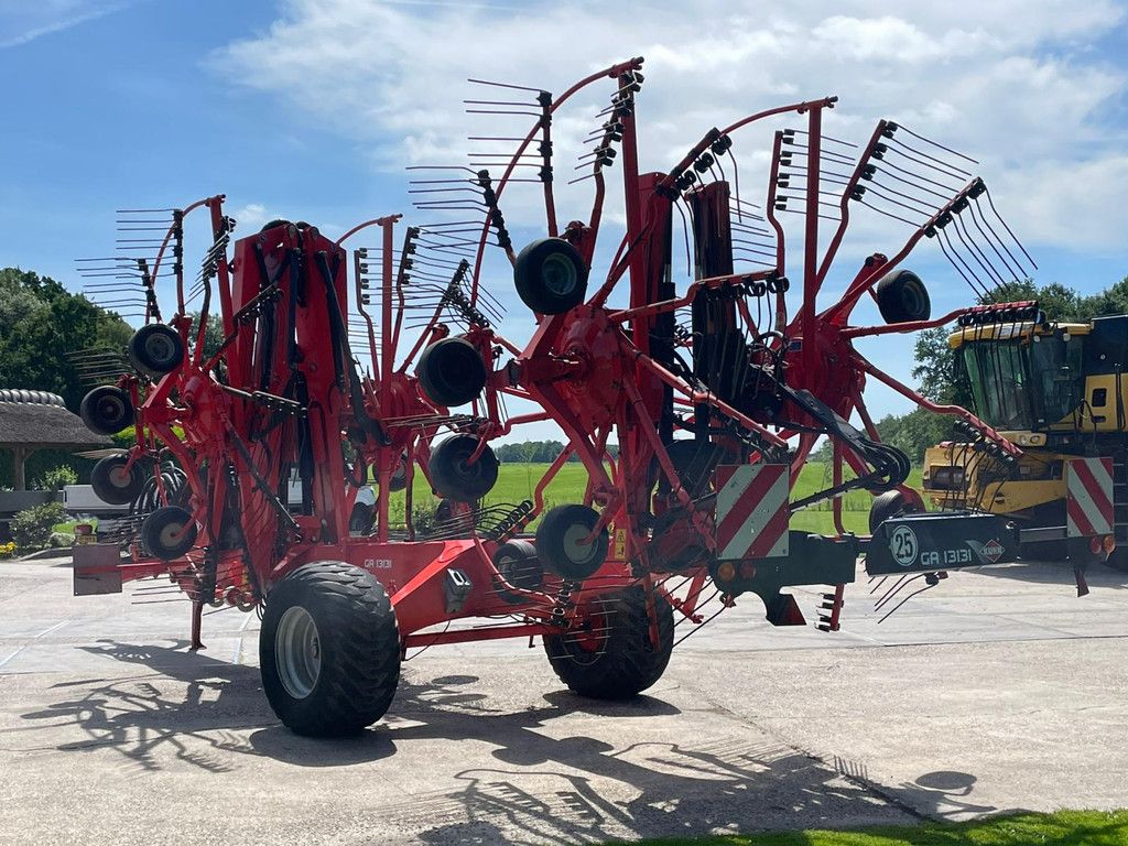 Kuhn GA 13131 GA 13131 Zwadhark 13 meter 4 rotorhark Zwiller Schwader